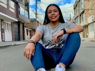 AmberRusel's Japanese live cam girls Profile Image